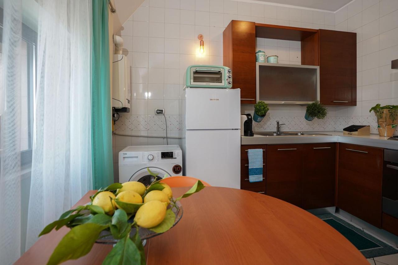 La Casa Di Azzurra Centro Citta Appartamento Fino A 4 Posti Letto E 2 Bagni Foggia Eksteriør billede