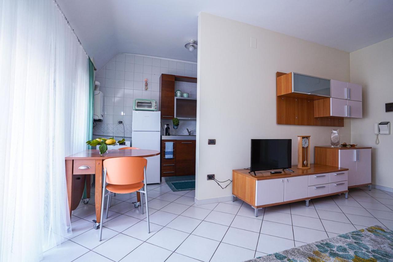 La Casa Di Azzurra Centro Citta Appartamento Fino A 4 Posti Letto E 2 Bagni Foggia Eksteriør billede